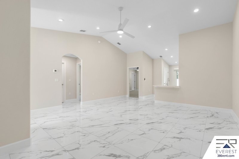 16 Zoffer Ct Unit A property image