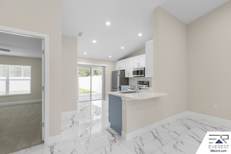 16 Zoffer Ct Unit A property image