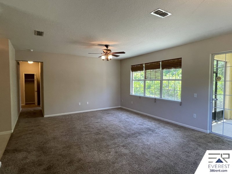 FUNCTIONAL 3/2/2 IN POPULAR LEHIGH WOODS property image