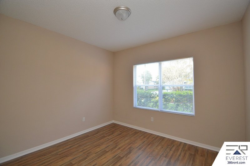FUNCTIONAL 3/2/2 IN DESIRABLE QUAIL HOLLOW property image