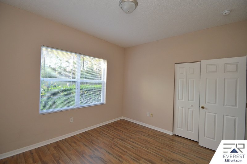 FUNCTIONAL 3/2/2 IN DESIRABLE QUAIL HOLLOW property image