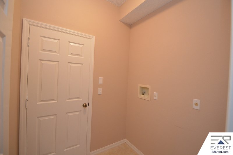 FUNCTIONAL 3/2/2 IN DESIRABLE QUAIL HOLLOW property image