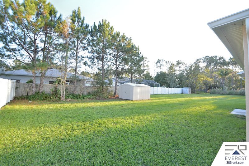 FUNCTIONAL 3/2/2 IN DESIRABLE QUAIL HOLLOW property image