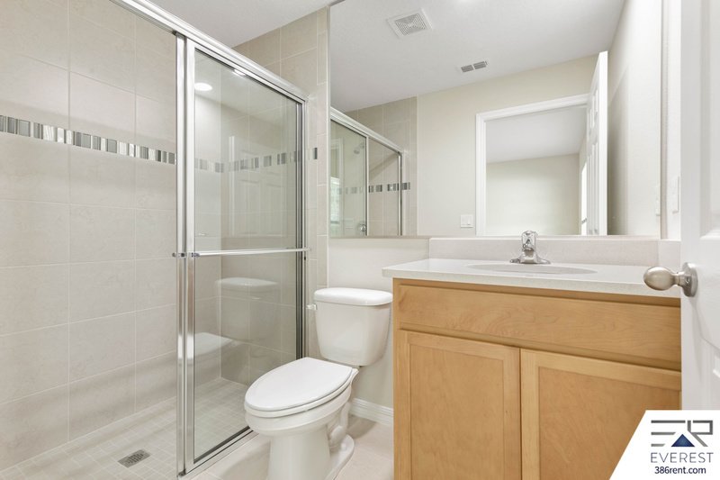 LIKE NEW 3/2/1 TOWNHOUSE IN BEAUTIFUL SEMINOLE WOODS property image