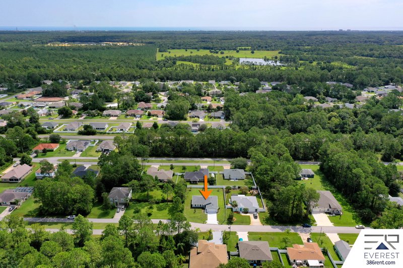 LIKE NEW 3/2/2 IN DESIRABLE SEMINOLE WOODS property image