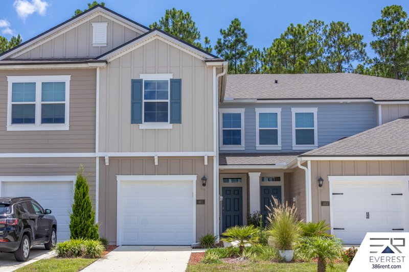 LIKE NEW 3/2.5/1 TOWNHOUSE IN DESIRABLE PALM COAST property image