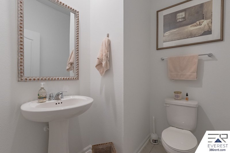 LIKE NEW 3/2.5/1 TOWNHOUSE IN DESIRABLE PALM COAST property image