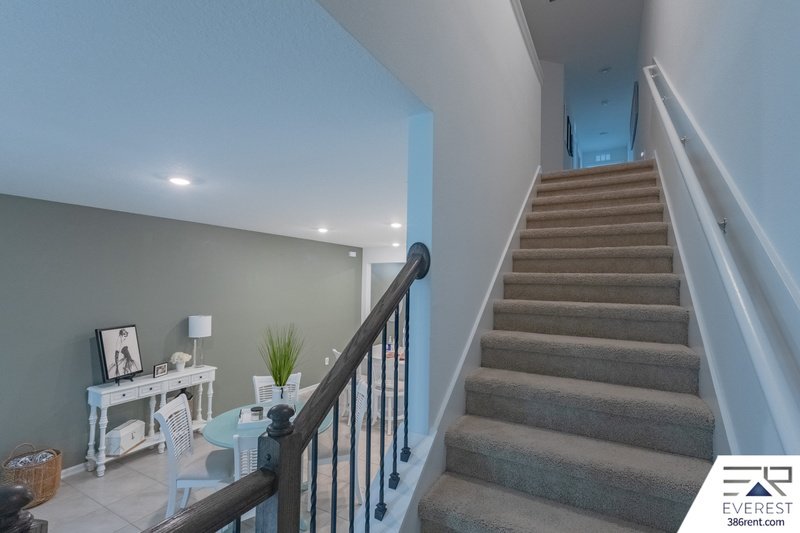 LIKE NEW 3/2.5/1 TOWNHOUSE IN DESIRABLE PALM COAST property image