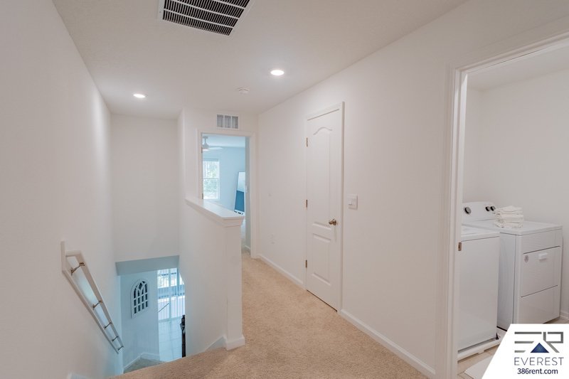 LIKE NEW 3/2.5/1 TOWNHOUSE IN DESIRABLE PALM COAST property image