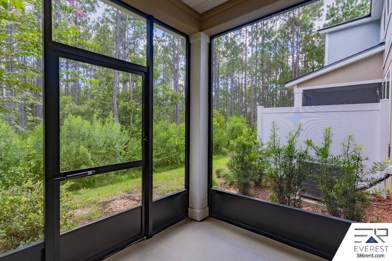 LIKE NEW 3/2.5/1 TOWNHOUSE IN DESIRABLE PALM COAST property image