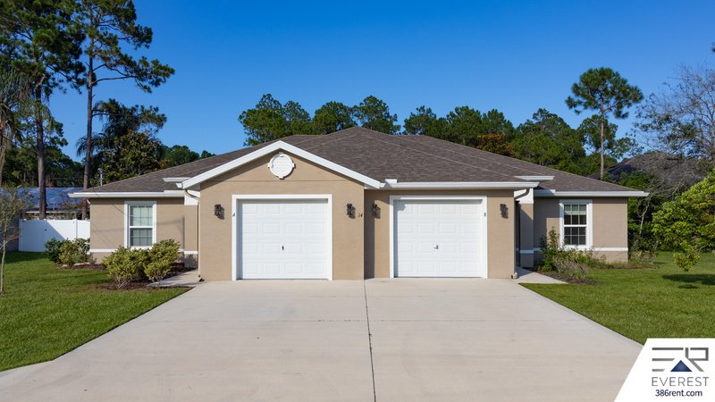 LIKE NEW 3/2/1 TOWNHOUSE IN BEAUTIFUL SEMINOLE WOODS property image
