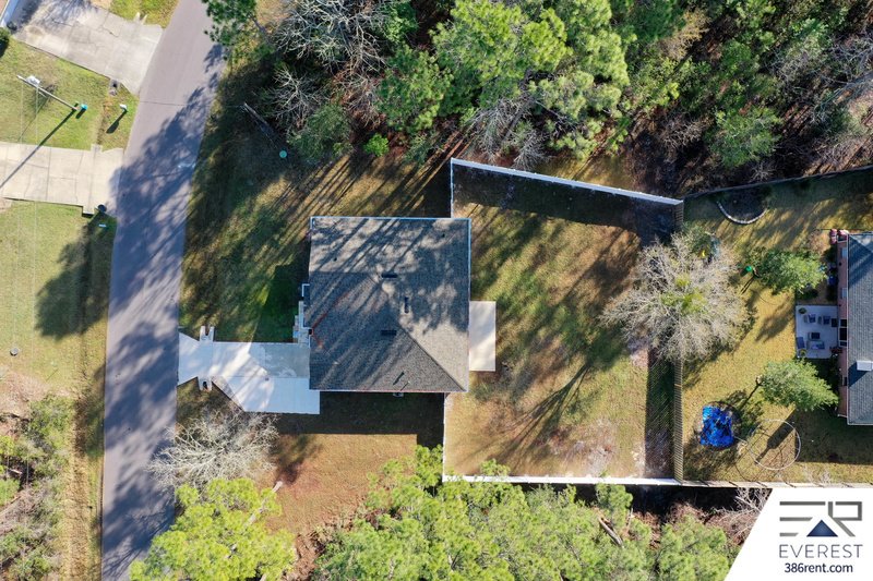 FULLY FENCED, LIKE NEW 3/2/1 IN POPULAR LEHIGH WOODS property image