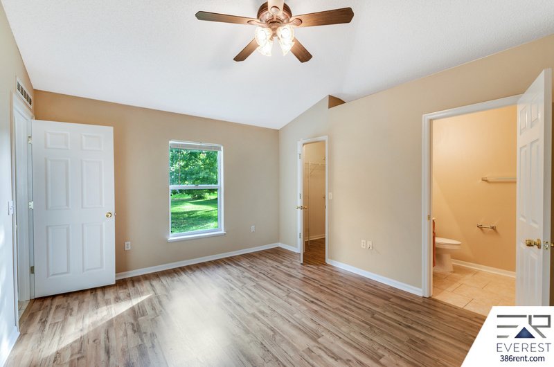 FUNCTIONAL 3/2/2 IN DESIRABLE MATANZAS WOODS property image