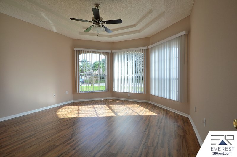 FULLY FENCED 3/2/2 POOL HOME IN DESIRABLE PALM HARBOR property image