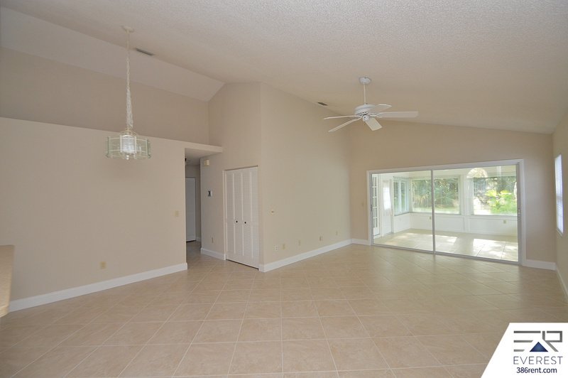 LIFE'S A BEACH... SEASIDE 2/2/2 IN PRIVATE SEA COLONY COMMUNITY property image