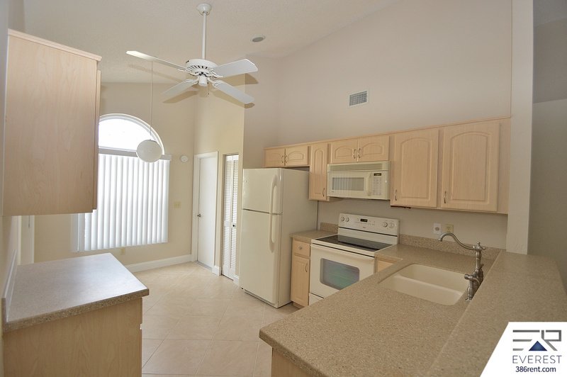LIFE'S A BEACH... SEASIDE 2/2/2 IN PRIVATE SEA COLONY COMMUNITY property image