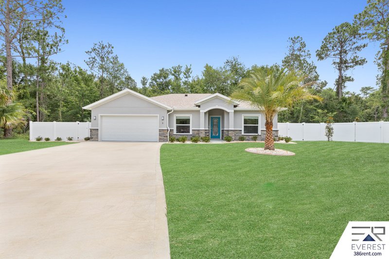 CUSTOM BUILT, LIKE NEW 4/2/2, fully fenced on a quiet cul-de-sac property image