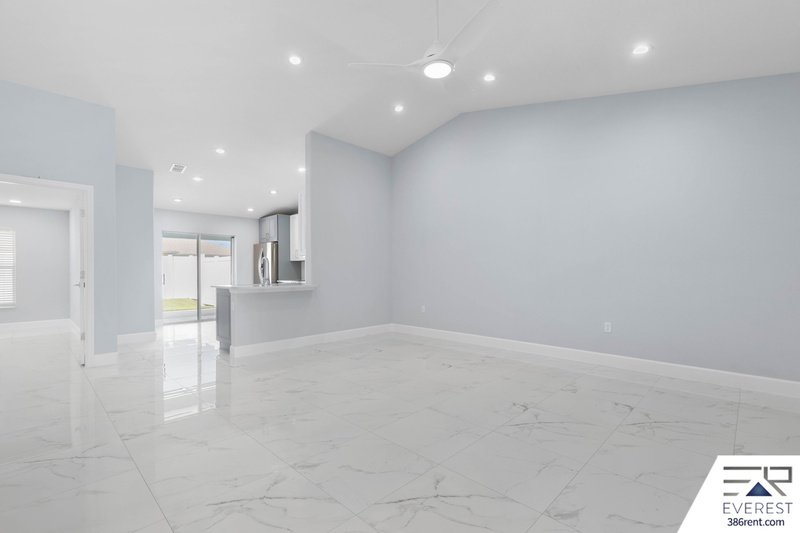 CUSTOM BUILT, BRAND NEW, FULLY FENCED 3/2/1 IN PEACEFUL QUAIL HOLLOW property image