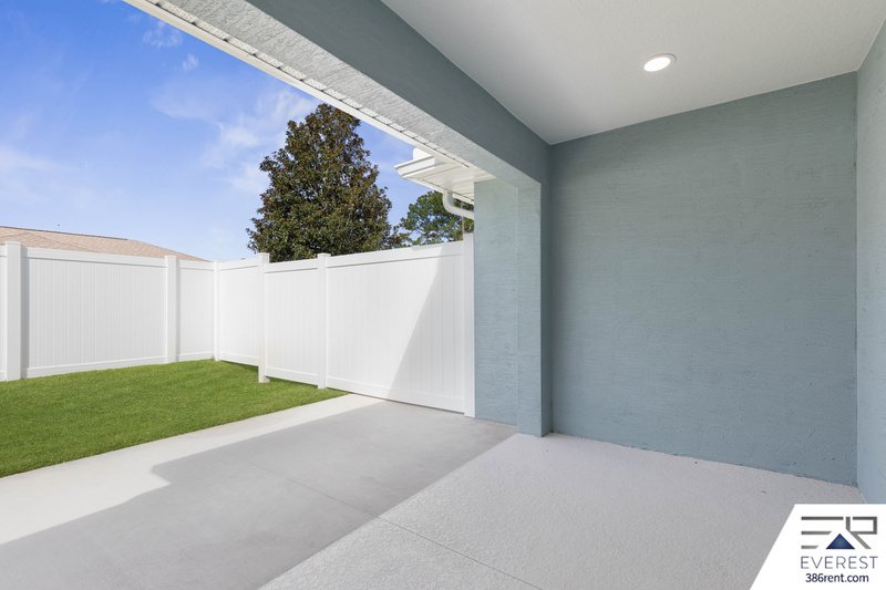 CUSTOM BUILT, BRAND NEW, FULLY FENCED 3/2/1 IN PEACEFUL QUAIL HOLLOW property image