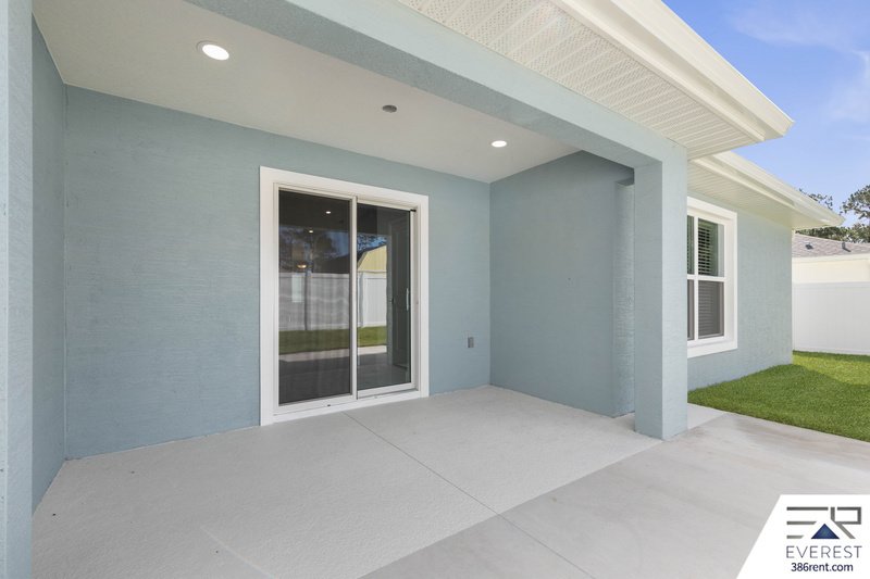 CUSTOM BUILT, BRAND NEW, FULLY FENCED 3/2/1 IN PEACEFUL QUAIL HOLLOW property image