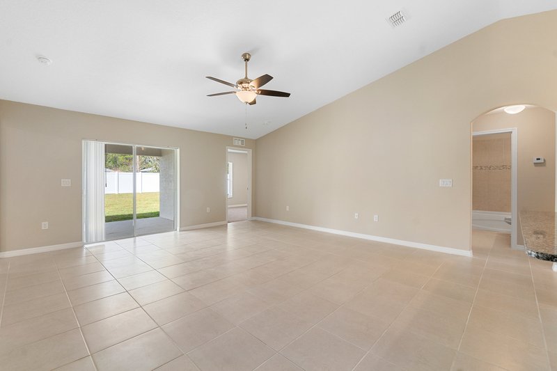 FULLY FENCED, LIKE NEW 4/2/2 IN THE HEART OF PALM COAST property image