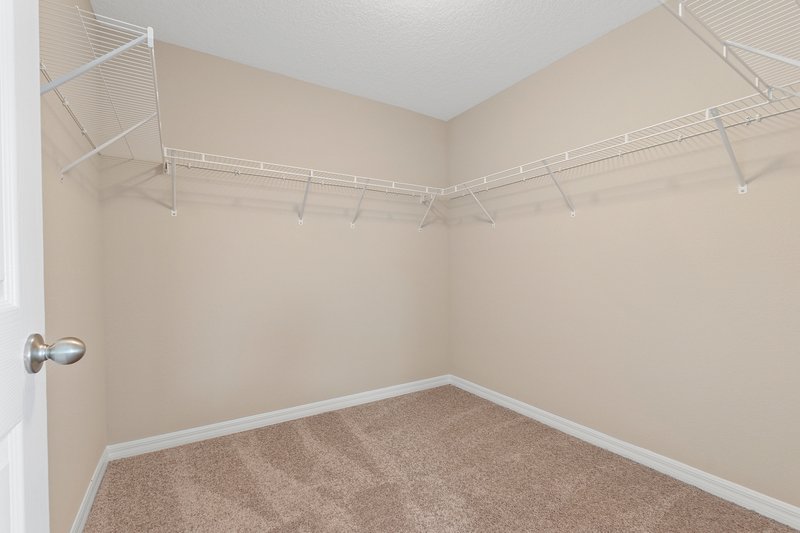 FULLY FENCED, LIKE NEW 4/2/2 IN THE HEART OF PALM COAST property image