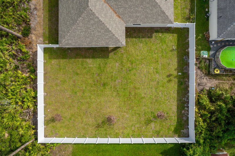 FULLY FENCED, LIKE NEW 4/2/2 IN THE HEART OF PALM COAST property image