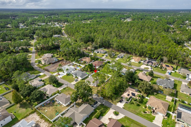 FULLY FENCED, LIKE NEW 4/2/2 IN THE HEART OF PALM COAST property image
