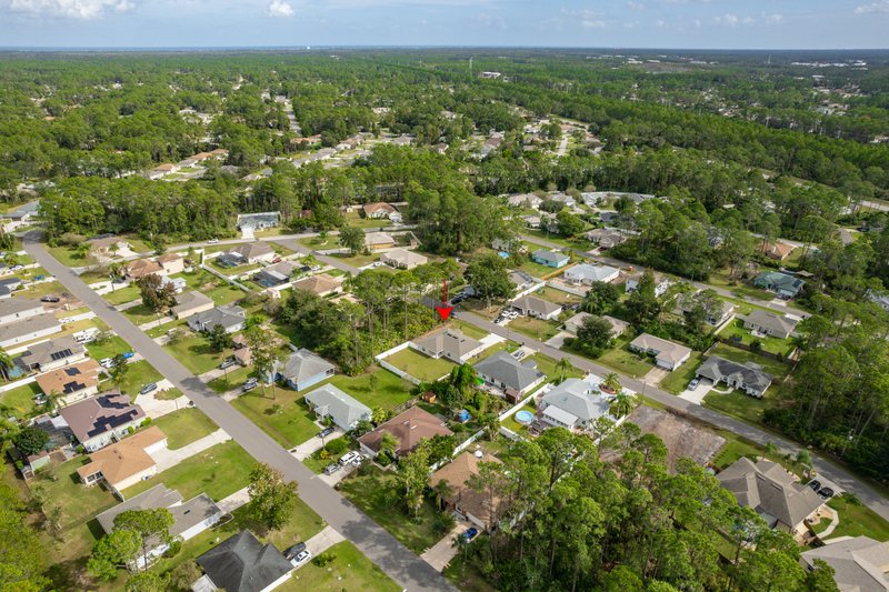 FULLY FENCED, LIKE NEW 4/2/2 IN THE HEART OF PALM COAST property image